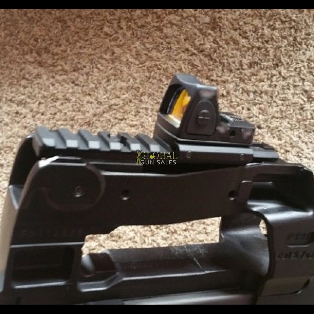 FN P90 POST SAMPLE MACHINE GUN NEW IN BOX !